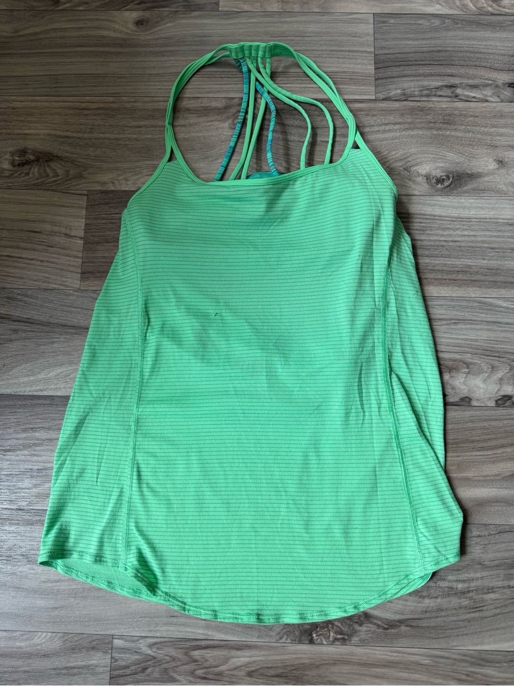 Lululemon Lighten Up Tank in Green Stripe Size 6
